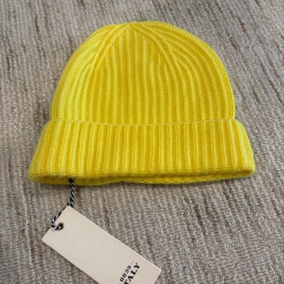 0039 Italy Hat - Picture 1 of 4